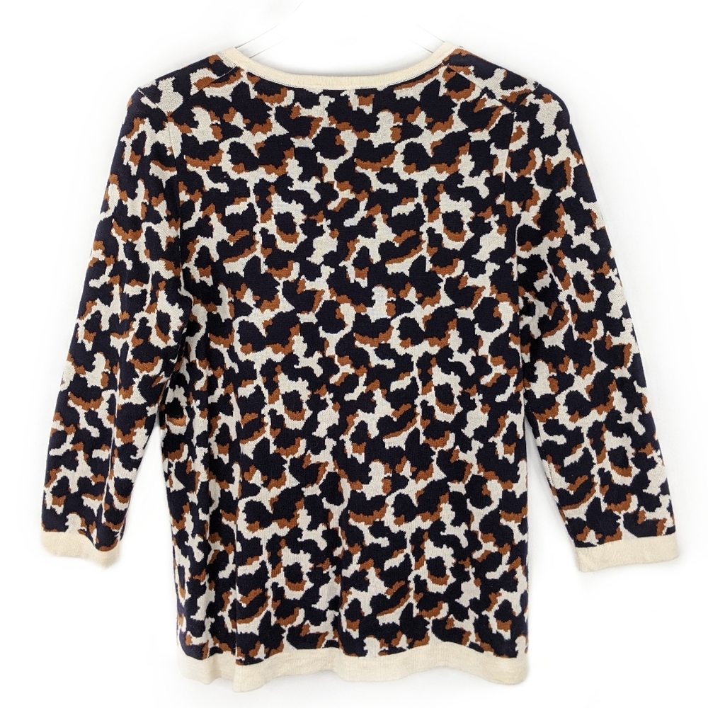 TU * Ann Taylor Animal Print 3/4 Sleeve Top - Picture 2 of 4